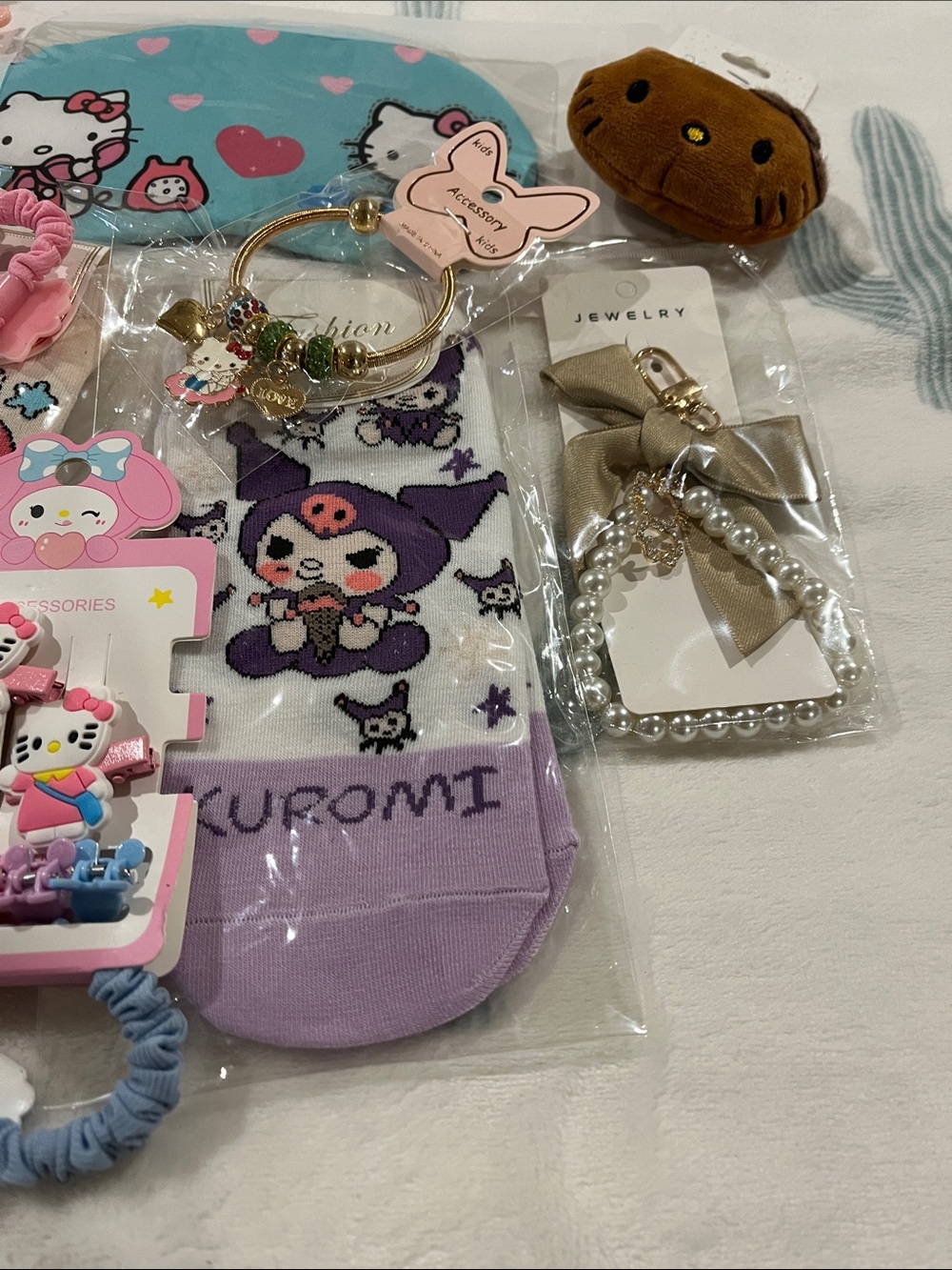 Kitty Accessories 10 piece Bundle #33 - Picture 3 of 4